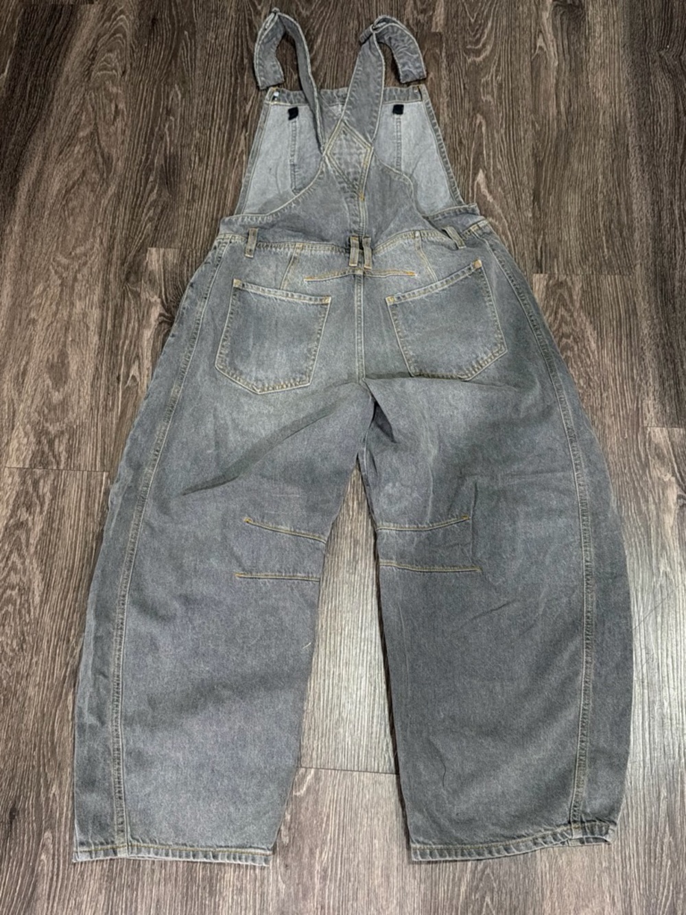 We The Free Good Luck Barrel Overalls size medium - Picture 5 of 7